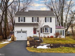 237 Byberry Rd, Hatboro, PA 19040