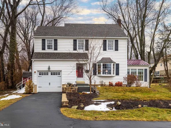 237 Byberry Rd, Hatboro, PA 19040