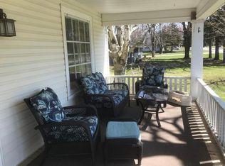 6640 Webster Rd #LWR, Orchard Park, NY 14127