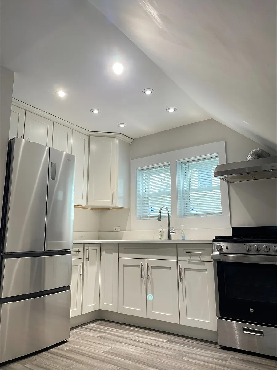 Building Photo - 157-07 10th Ave #2
