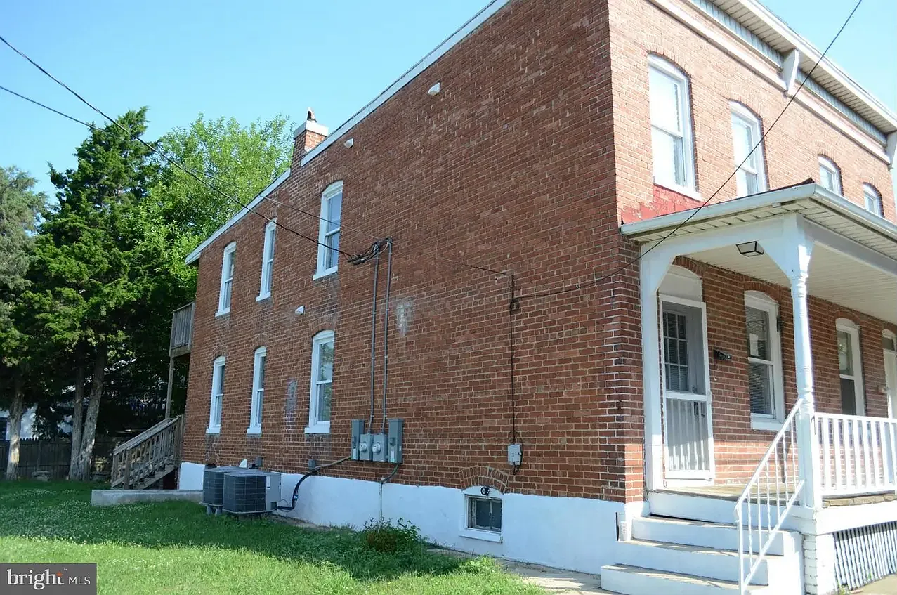 1 bed, 700 sqft, $1,450 — Photo 2