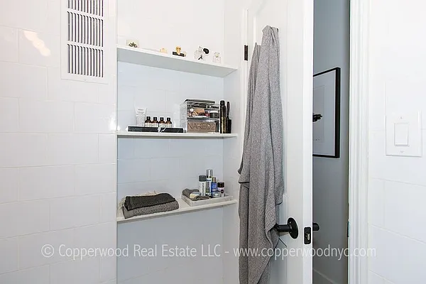 Rented by Copperwood Real Estate | media 44