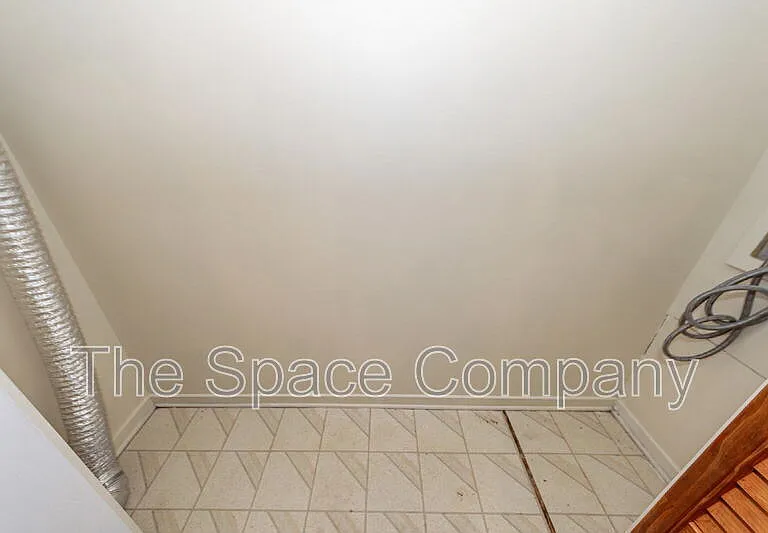 2020 Coldspring Dr — Photo 10