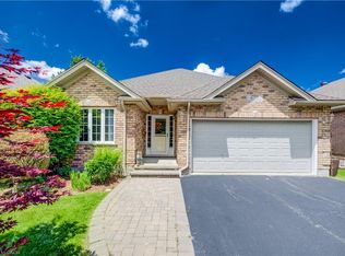 670 Salzburg Dr, Waterloo, ON N2V2N8