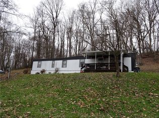 151 Wagner Rd, New Stanton, PA 15672
