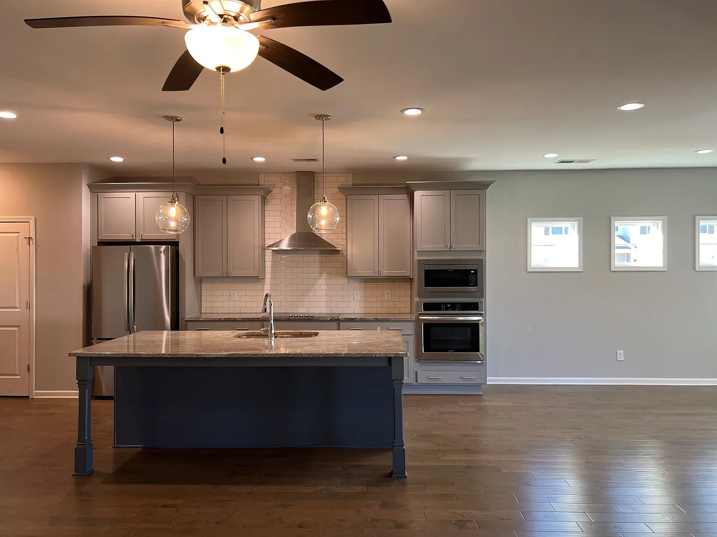 Awesome Home!! — Photo 4
