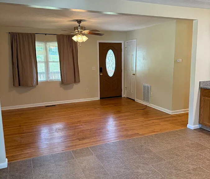 2852 Spring House Rd — Photo 30