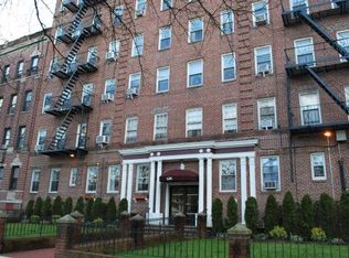 570 Ocean Pkwy #43, Brooklyn, NY 11218