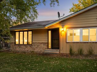 2606 Jackson St, Little Canada, MN 55117