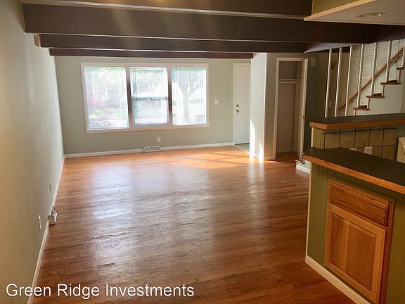 3rd image of 933 Carrier Creek Blvd NE #7474798