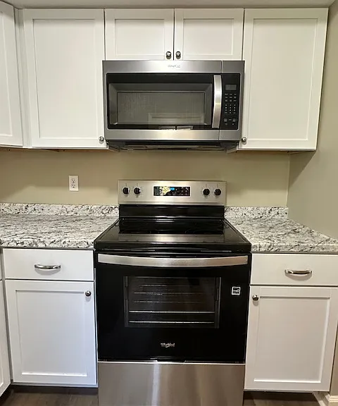 401 Barrister Ct #A — Photo 6
