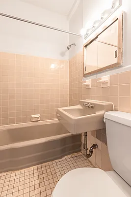 Rented by Compass | media 5