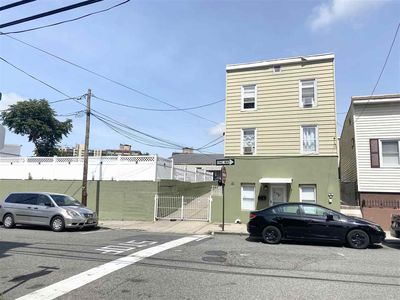 6229-6233 Durham Ave, North Bergen, NJ, 07047