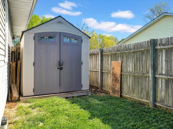 510 W Tecumseh Dr, Ellettsville, IN 47429