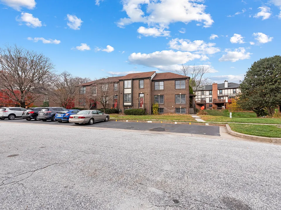 20 Rhodes Pl