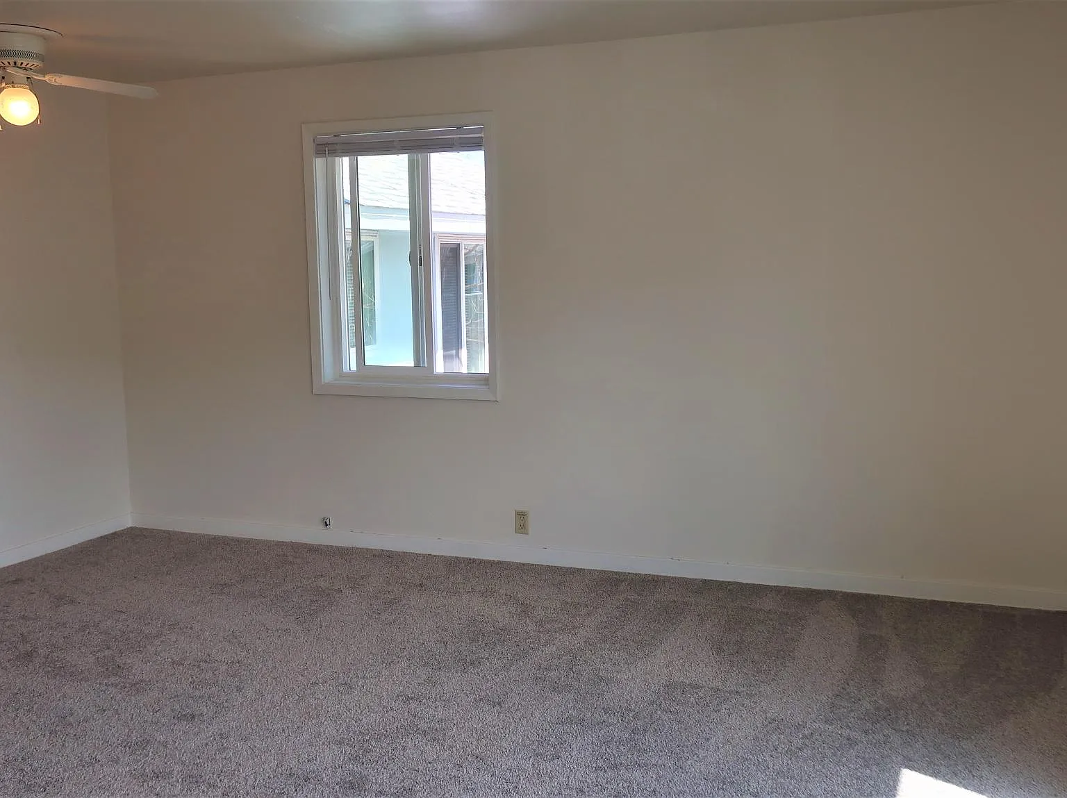 1 bed, 500 sqft, $1,300 — Photo 4