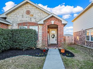 1832 Thorntree Ln, Justin, TX 76247