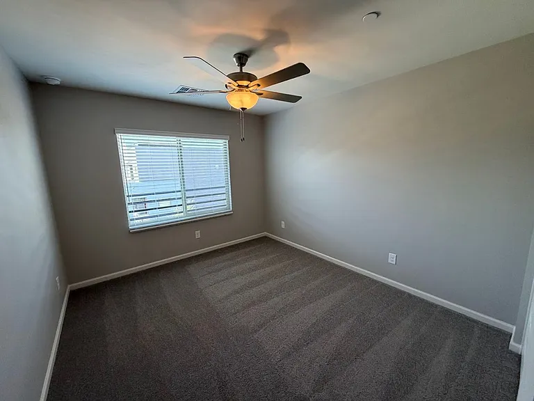 733 E Commonwealth Ave #22 — Photo 16