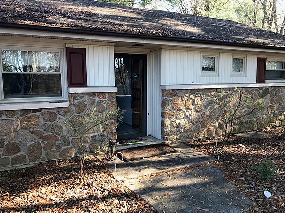 2nd image of 350 Greenwell Ct