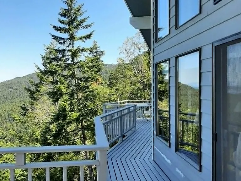 237 Switchback Rd — Photo 4