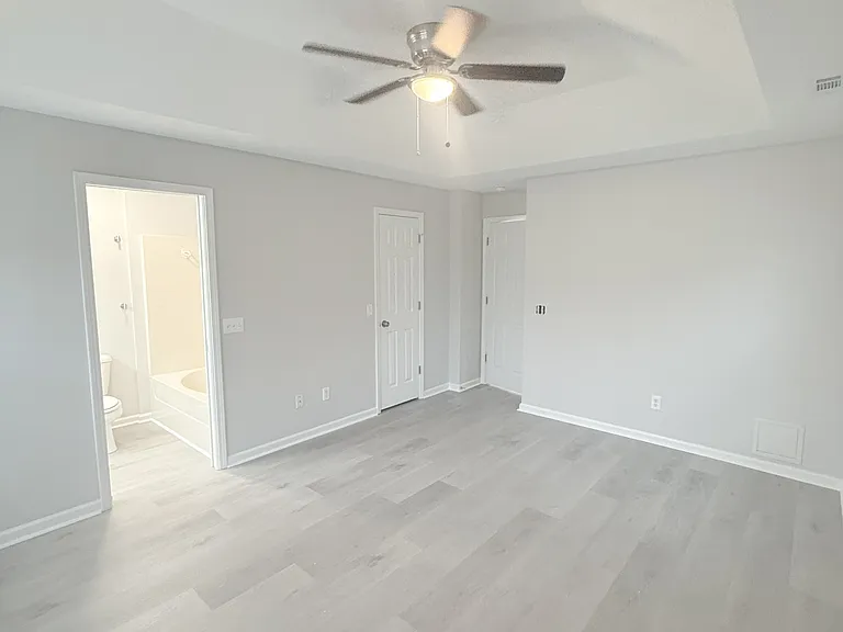 6005 Palisade Ct — Photo 18