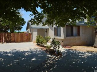 11316 Hawthorne St, Hesperia, CA 92345