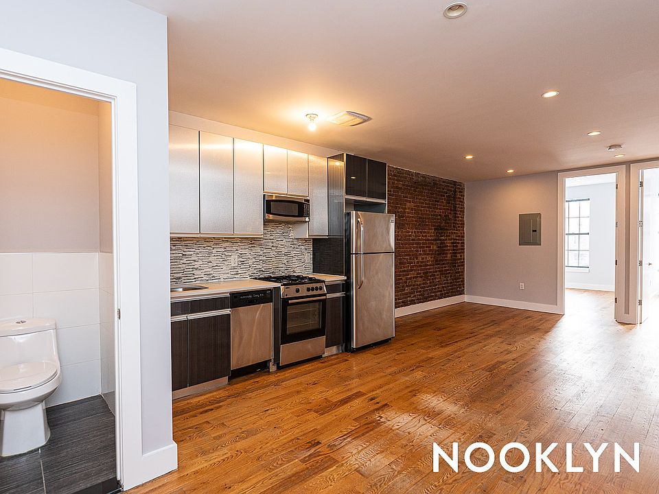 1st image of 375 Vernon Ave APT 2
