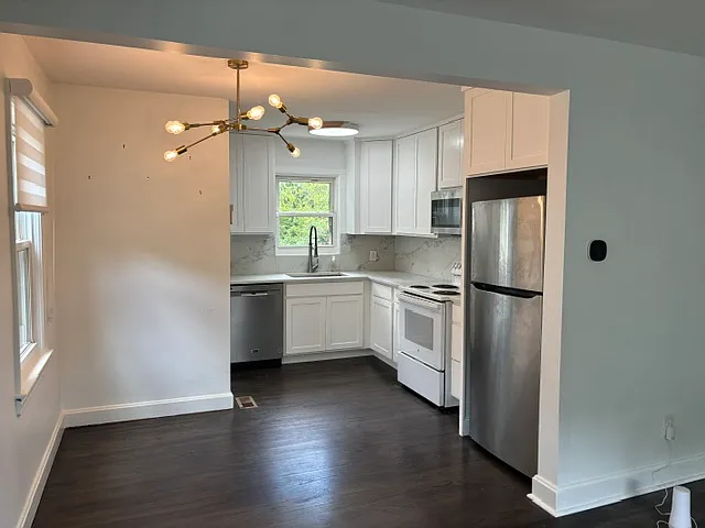 85 Morris St — Photo 22