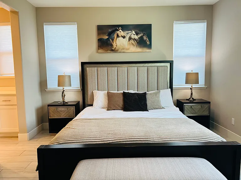 Radiance Ln — Photo 18