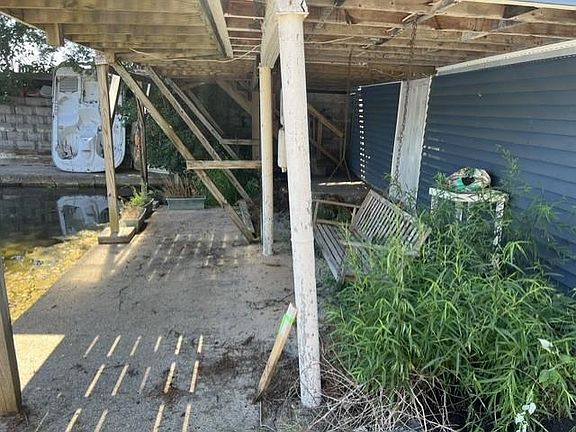 4th image of 438 N Shore Rd
