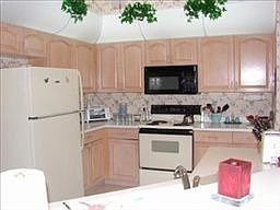 5th image of 130 S Heathwood Dr