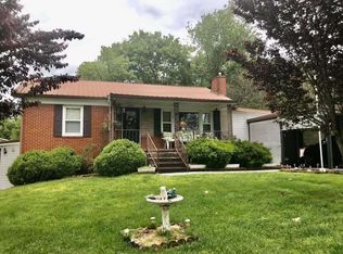 2331 N Morelock Rd, Morristown, TN 37814