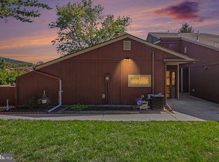 848 Louise Ct, Enola, PA 17025