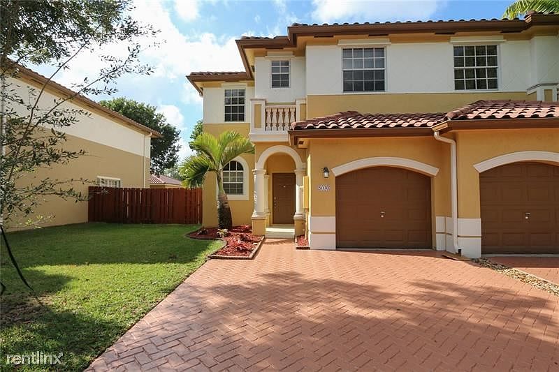 79CC344C-5323-4EA9-A0EA-0A44002C06E1