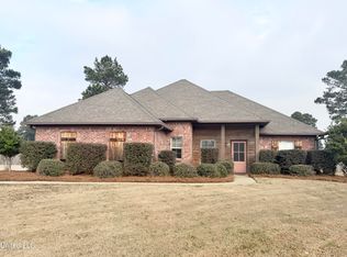 108 Sara Scotts Cv, Madison, MS 39110