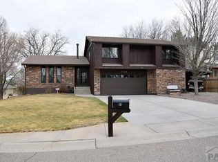 10 Windflower Ct, Pueblo, CO 81001