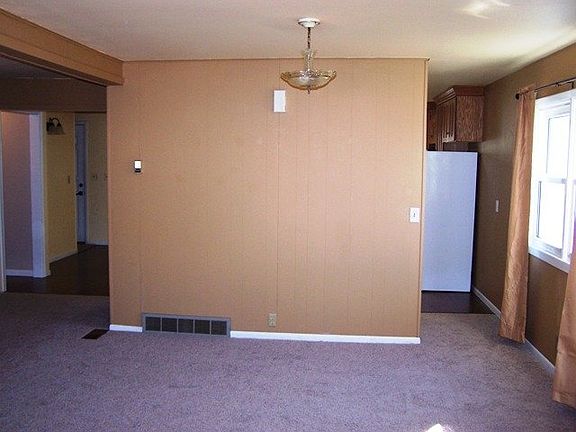 5th image of 127 Fairfield Ave
