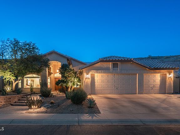 2nd image of 1642 E NIGHTHAWK Way