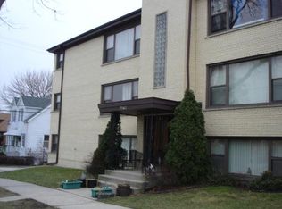 7361 N Waukegan Rd #2, Niles, IL 60714