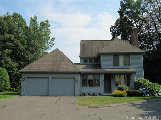 1st image of 40 Macintosh Ln #40