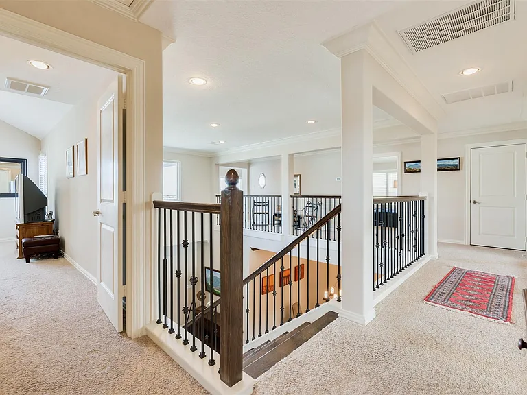 1826 Jade Hollow Ln — Photo 21