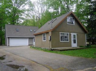 1822 Tom St, Gaylord, MI 49735
