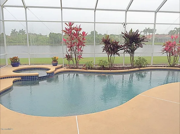 1012 Barclay Ct, Melbourne, FL 32940