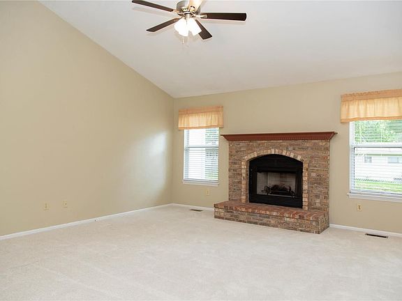 4th image of 1544 Saddlegate Ct