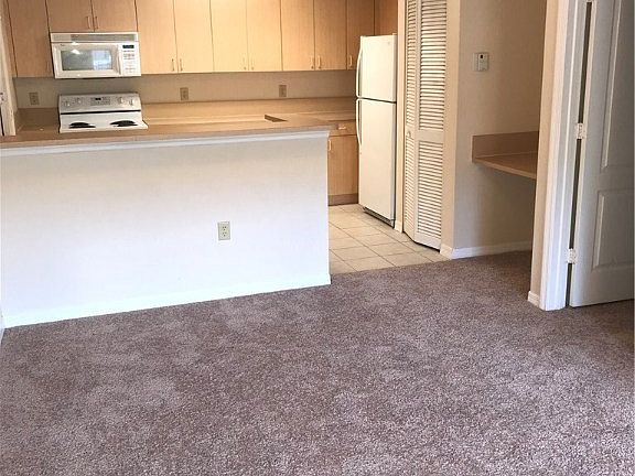 2nd image of 166 Peacock Blvd #105