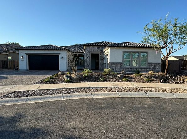 2086 E Trigger Way