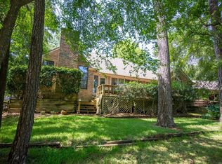 817 River Oaks Dr, Huntsville, TX 77340