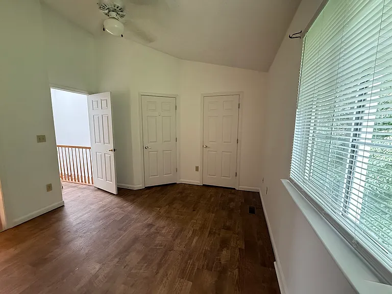 22570 Lower Kells Ln — Photo 10