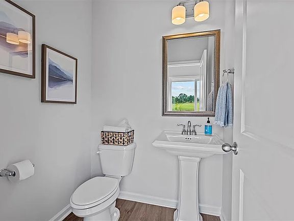 4th image of 222 Islay Way #107