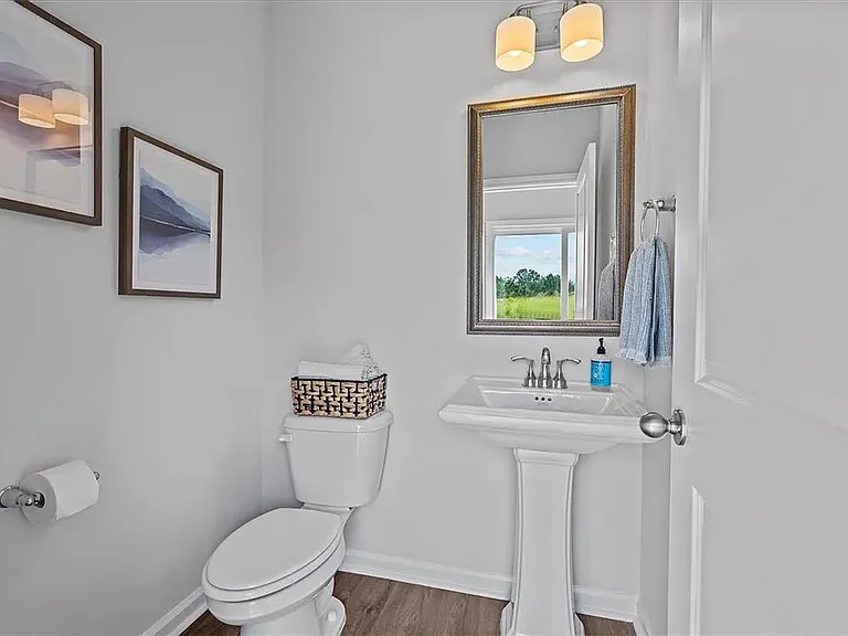 224 Islay Way — Photo 5